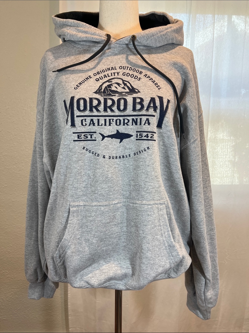 Morro Bay California Gray Heather with Navy Graphic Hoodie. Size XL